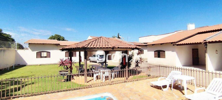 Imagem Casa com 4 Quartos à Venda, 151 m² em Jardim Planalto - Goiânia Imagem Casa com 4 Quartos à Venda, 151 m² em Jardim Planalto - Goiânia
