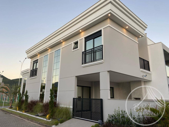 Imagem Casa com 33 Quartos à Venda, 165 m² em Beira Rio - Biguaçu Imagem Casa com 33 Quartos à Venda, 165 m² em Beira Rio - Biguaçu
