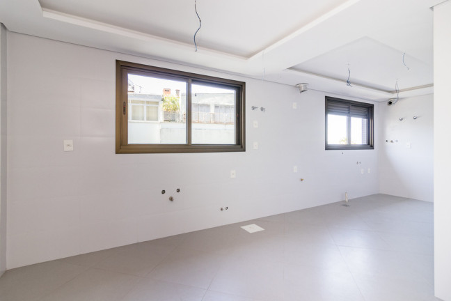 Imagem Imóvel com 3 Quartos à Venda, em Petrópolis - Porto Alegre Imagem Imóvel com 3 Quartos à Venda, em Petrópolis - Porto Alegre