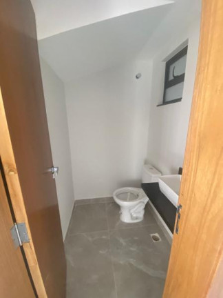 Imagem Sobrado com 2 Quartos à Venda, 115 m² em Santa Cândida - Curitiba Imagem Sobrado com 2 Quartos à Venda, 115 m² em Santa Cândida - Curitiba