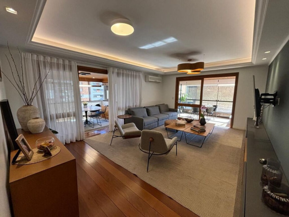 Imóvel com 4 Quartos à Venda,  em Petrópolis - Porto Alegre