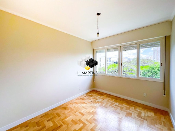 Imagem Apartamento com 4 Quartos à Venda, 226 m² em Moinhos De Vento - Porto Alegre