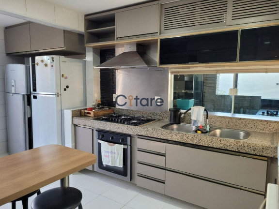 Imagem Casa com 4 Quartos à Venda, 351 m² em Centro - Eusébio