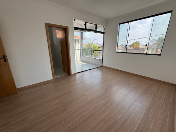 Imagem Casa com 3 Quartos à Venda, 170 m² em R$850.000,00 // Parque Xangri-lá - Contagem Imagem Casa com 3 Quartos à Venda, 170 m² em R$850.000,00 // Parque Xangri-lá - Contagem