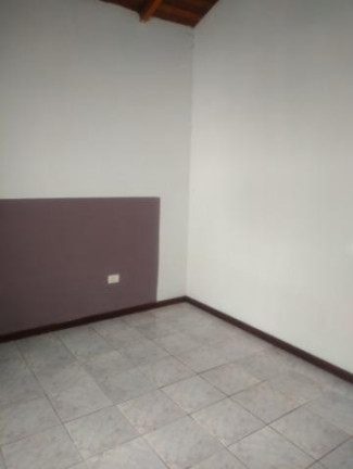 Imagem Casa com 4 Quartos à Venda, 187 m² em Jordanópolis - Arujá