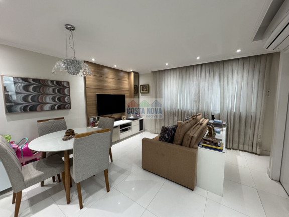 Casa com 3 Quartos à Venda, 180 m²