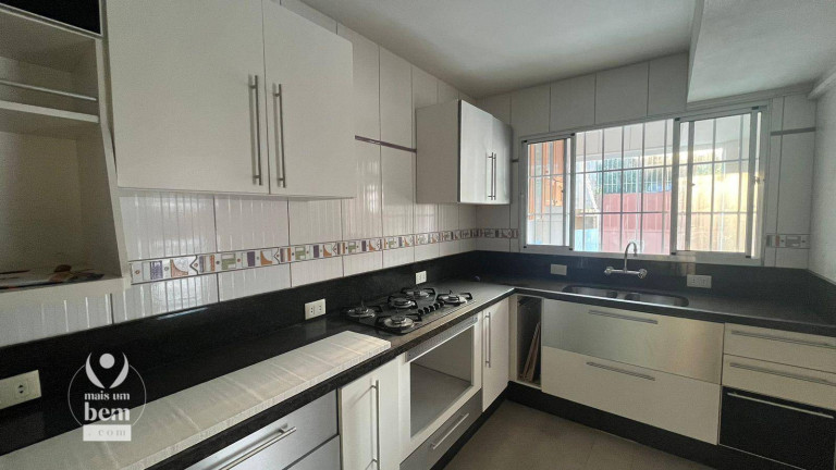 Sobrado com 4 Quartos à Venda, 165 m² em Atuba - Curitiba