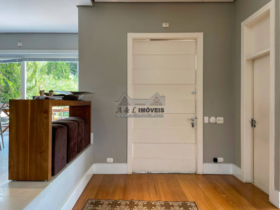 Imagem Casa com 7 Quartos à Venda, 500 m² em Recanto Das Araucárias - Campos Do Jordão