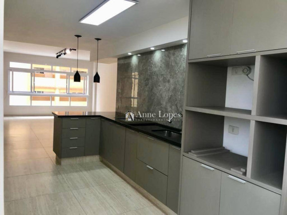 Apartamento com 4 Quartos à Venda, 148 m² em José Menino - Santos