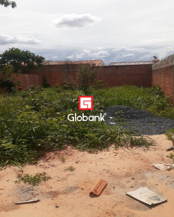 Terreno à Venda, 240 m² em Independência - Montes Claros