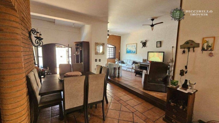 Imagem Casa com 3 Quartos à Venda, 190 m² em Canto Do Forte - Praia Grande Imagem Casa com 3 Quartos à Venda, 190 m² em Canto Do Forte - Praia Grande