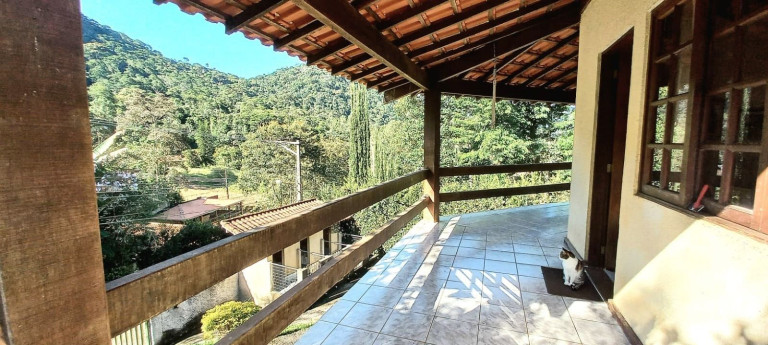 Imagem Casa com 3 Quartos à Venda, 265 m² em Vargem Grande - Teresópolis Imagem Casa com 3 Quartos à Venda, 265 m² em Vargem Grande - Teresópolis