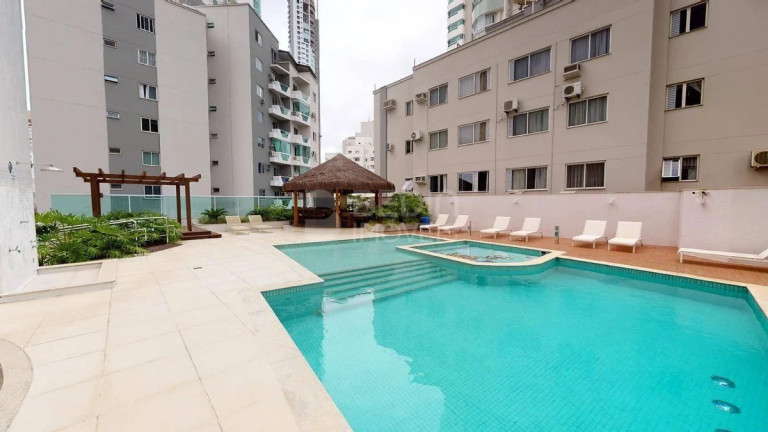 Apartamento com 3 Quartos à Venda, 135 m² em Centro - Balneário Camboriú