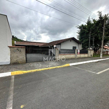 Casa com 5 Quartos à Venda, 110 m² em Ilha Da Figueira - Guaramirim
