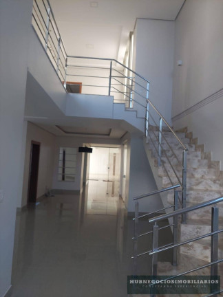 Imagem Casa com 4 Quartos à Venda, 350 m²