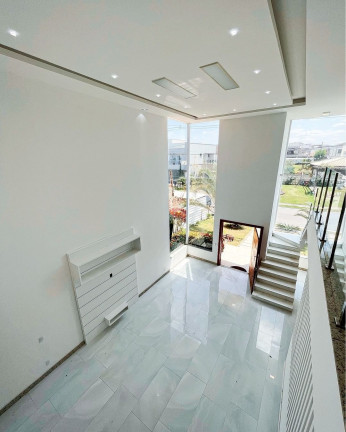 Imagem Casa com 4 Quartos à Venda, 316 m² em Interlagos - Vila Velha Imagem Casa com 4 Quartos à Venda, 316 m² em Interlagos - Vila Velha