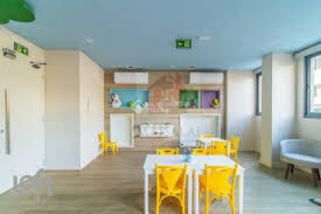 Imagem Apartamento com 3 Quartos à Venda, 71 m² em Azenha - Porto Alegre Imagem Apartamento com 3 Quartos à Venda, 71 m² em Azenha - Porto Alegre