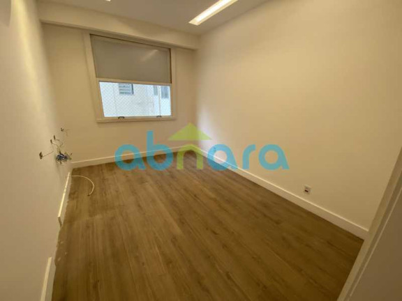 Imagem Apartamento com 3 Quartos à Venda, 300 m² em Copacabana - Rio De Janeiro Imagem Apartamento com 3 Quartos à Venda, 300 m² em Copacabana - Rio De Janeiro