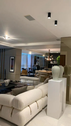 Imagem Apartamento com 3 Quartos à Venda, 187 m² em Centro - Balneário Camboriú