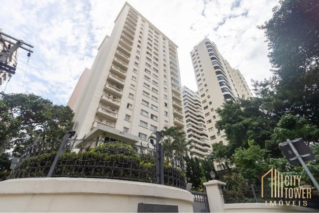 Apartamento com 3 Quartos à Venda, 126 m² em Moema - São Paulo