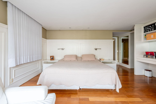 Imagem Casa de Condomínio com 3 Quartos à Venda, 566 m² em Boa Vista - Porto Alegre