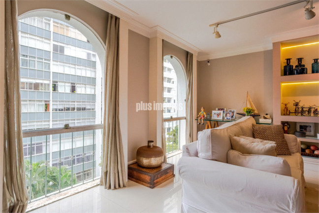 Imagem Apartamento com 4 Quartos à Venda, 225 m² em Itaim Bibi - São Paulo