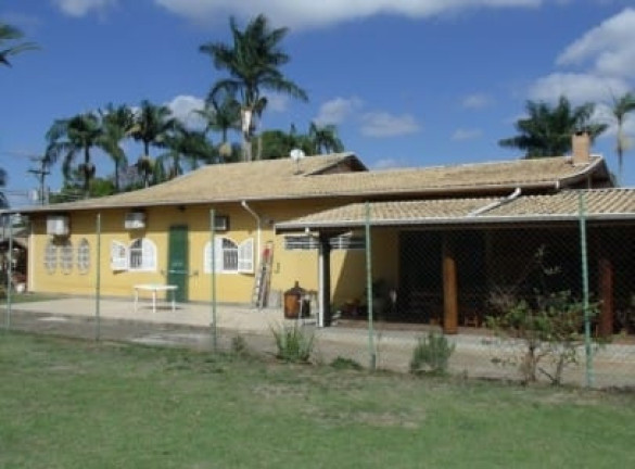 Casa à Venda, 490 m² em Santana - Pindamonhangaba