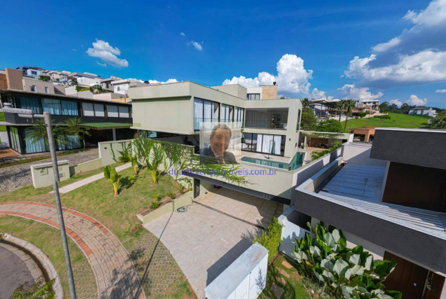 Imagem Casa de Condomínio com 4 Quartos à Venda, 500 m² em Barueri