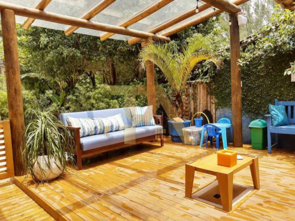 Imagem Imóvel com 6 Quartos à Venda, em Praia Da Barra - Garopaba Imagem Imóvel com 6 Quartos à Venda, em Praia Da Barra - Garopaba