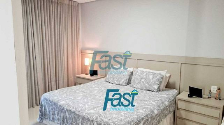 Imagem Apartamento com 4 Quartos à Venda, 247 m² em Quilombo - Cuiabá