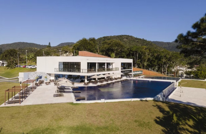 Imagem Casa de Condomínio com 5 Quartos à Venda, 370 m² em Bairro Areias - Camboriú Imagem Casa de Condomínio com 5 Quartos à Venda, 370 m² em Bairro Areias - Camboriú