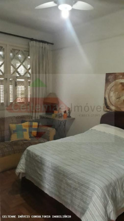Imagem Casa com 4 Quartos à Venda, 176 m² em Centro - Taubaté Imagem Casa com 4 Quartos à Venda, 176 m² em Centro - Taubaté