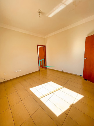 Imagem Imóvel com 5 Quartos para Alugar, em Centro - Franca Imagem Imóvel com 5 Quartos para Alugar, em Centro - Franca