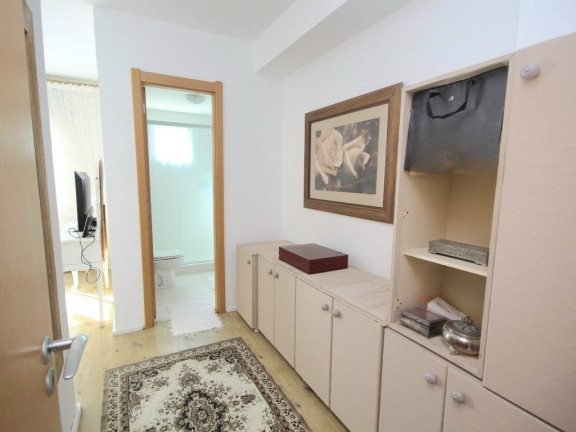 Imagem Imóvel com 3 Quartos à Venda, em Jardim Europa - Porto Alegre Imagem Imóvel com 3 Quartos à Venda, em Jardim Europa - Porto Alegre