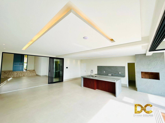 Imagem Casa de Condomínio com 4 Quartos à Venda, 385 m² em Santa Rosa - Cuiabá Imagem Casa de Condomínio com 4 Quartos à Venda, 385 m² em Santa Rosa - Cuiabá