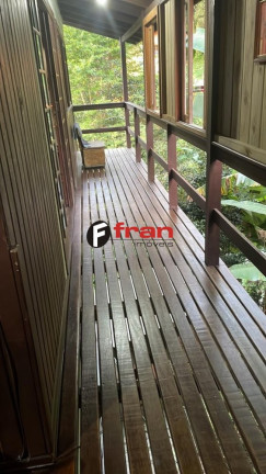 Imagem Casa com 6 Quartos à Venda, 200 m² em Córrego Grande - Florianópolis