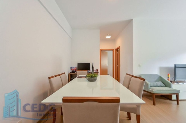 Imagem Apartamento com 2 Quartos à Venda, 60 m² em Bigorrilho - Curitiba