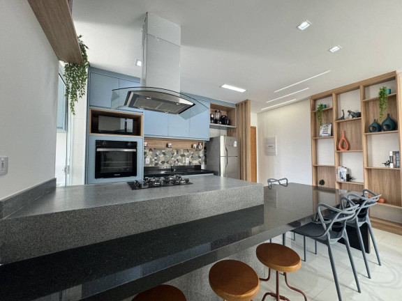 Apartamento com 2 Quartos à Venda, 66 m² em Praia Das Toninhas - Ubatuba