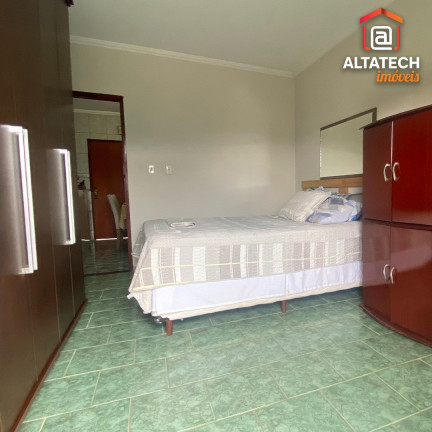 Imagem Casa com 3 Quartos à Venda, 250 m² em Bairro São José - Poços De Caldas Imagem Casa com 3 Quartos à Venda, 250 m² em Bairro São José - Poços De Caldas