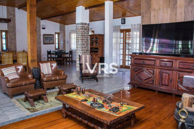 Imagem Edifício Residencial com 12 Quartos à Venda, 1.680 m² em Quebra Frascos - Teresópolis Imagem Edifício Residencial com 12 Quartos à Venda, 1.680 m² em Quebra Frascos - Teresópolis