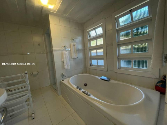 Imagem Casa com 5 Quartos à Venda, 450 m² em João Fernandes - Armação Dos Búzios Imagem Casa com 5 Quartos à Venda, 450 m² em João Fernandes - Armação Dos Búzios