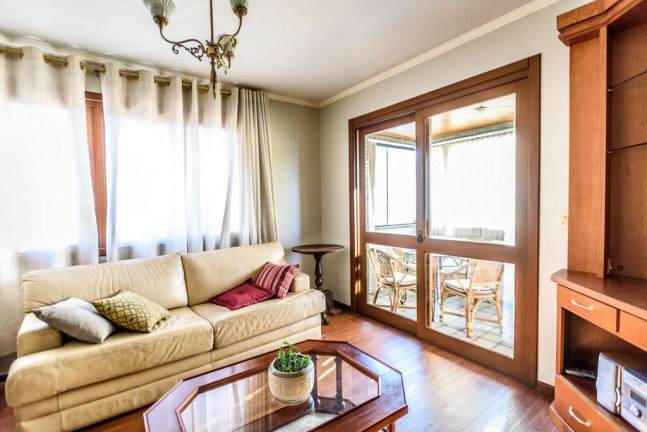 Imagem Apartamento com 3 Quartos à Venda, 123 m² em Petrópolis - Porto Alegre