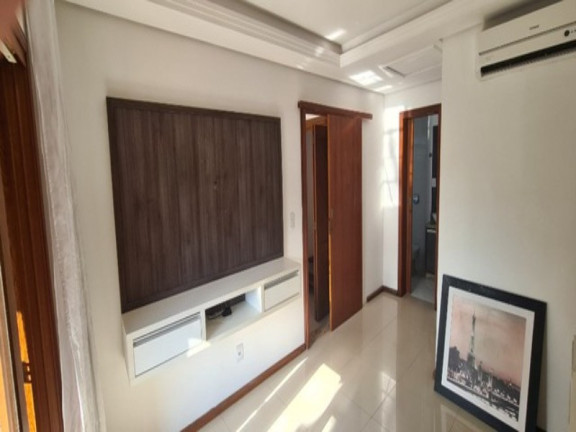Imagem Imóvel com 3 Quartos à Venda, 240 m² em Alto Petropolis - Porto Alegre Imagem Imóvel com 3 Quartos à Venda, 240 m² em Alto Petropolis - Porto Alegre