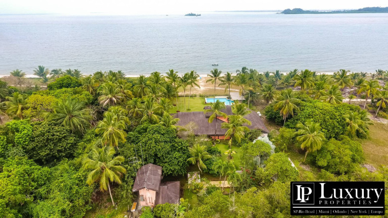 Imagem Casa com 4 Quartos à Venda, em Camamu Imagem Casa com 4 Quartos à Venda, em Camamu
