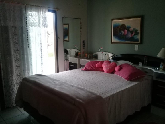 Imagem Casa com 6 Quartos à Venda, 409 m² em Jardim Tres Marias - Peruíbe Imagem Casa com 6 Quartos à Venda, 409 m² em Jardim Tres Marias - Peruíbe