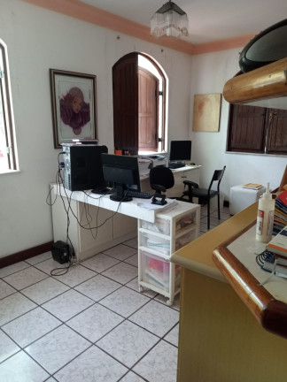 Imagem Casa com 3 Quartos à Venda, 300 m² em Caminho Das árvores - Salvador Imagem Casa com 3 Quartos à Venda, 300 m² em Caminho Das árvores - Salvador