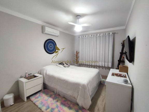 Imagem Casa com 4 Quartos à Venda, 314 m² em Alphaville - Santana De Parnaíba Imagem Casa com 4 Quartos à Venda, 314 m² em Alphaville - Santana De Parnaíba