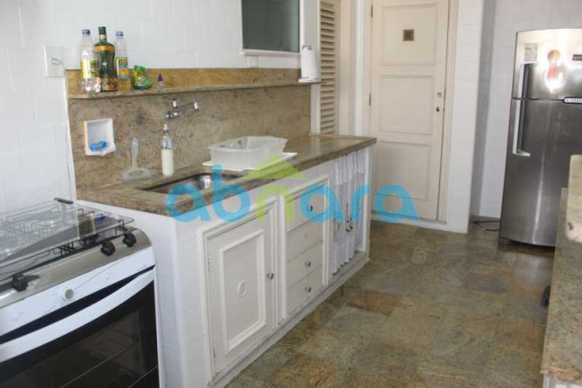 Imagem Apartamento com 3 Quartos à Venda, 200 m² em Copacabana - Rio De Janeiro Imagem Apartamento com 3 Quartos à Venda, 200 m² em Copacabana - Rio De Janeiro