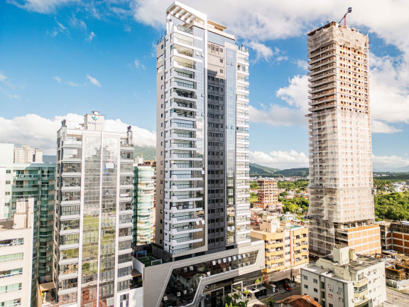 Apartamento com 4 Quartos à Venda, 179 m² em Meia Praia - Itapema