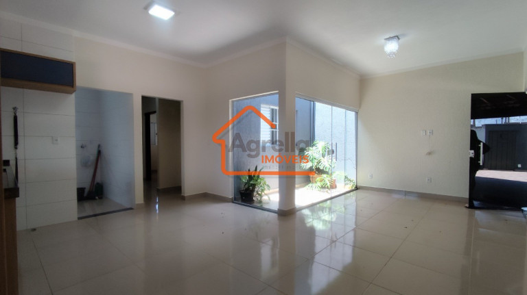 Imagem Casa com 3 Quartos à Venda, 152 m² em Jardim Regina - Mogi Mirim Imagem Casa com 3 Quartos à Venda, 152 m² em Jardim Regina - Mogi Mirim